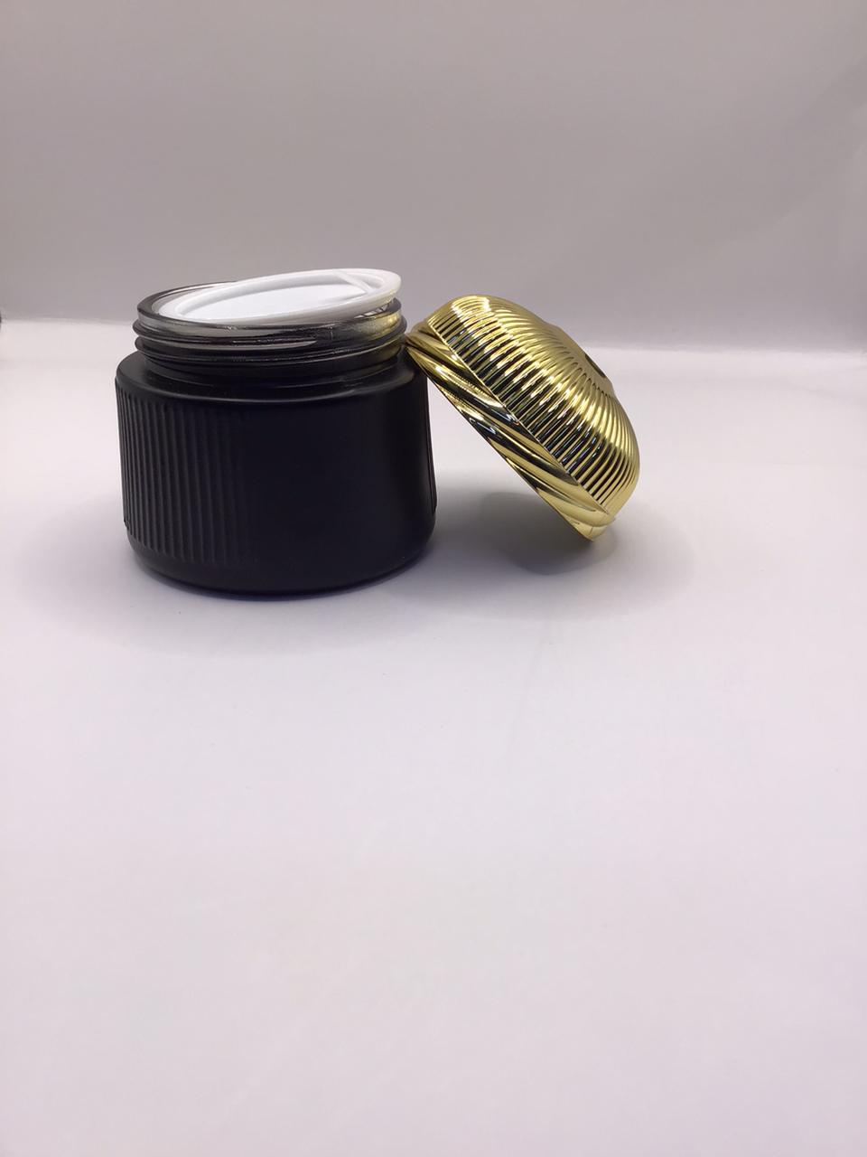 Ribbed Matte Black Bakhoor Jar with Luxury Gold Dome Lid