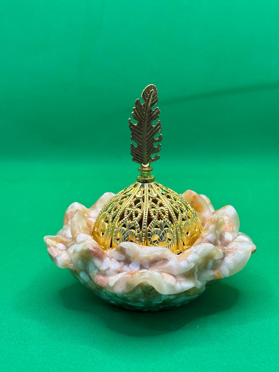 Rose Petal Bakhoor Burner – Arabic Incense Burner with Gold Brass Bowl & Decorative Lid (Mabkhara)