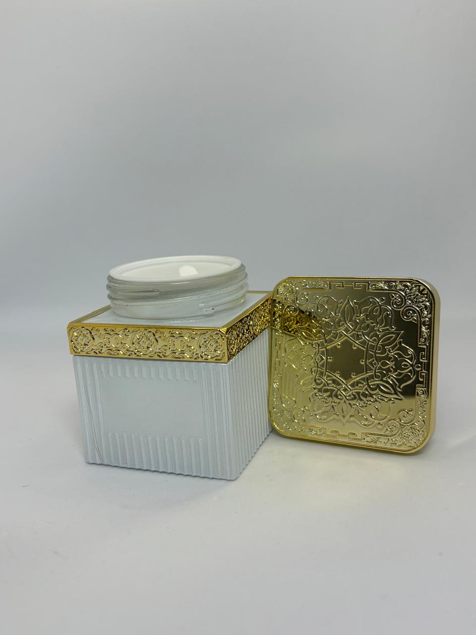 Pearl Bakhoor Jar – White & Gold Embossed Luxury Incense Container