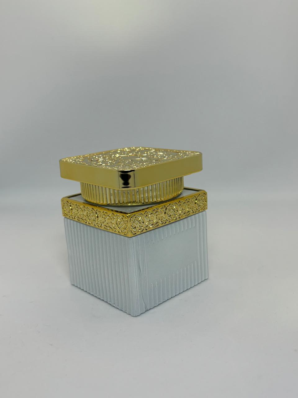 Pearl Bakhoor Jar – White & Gold Embossed Luxury Incense Container