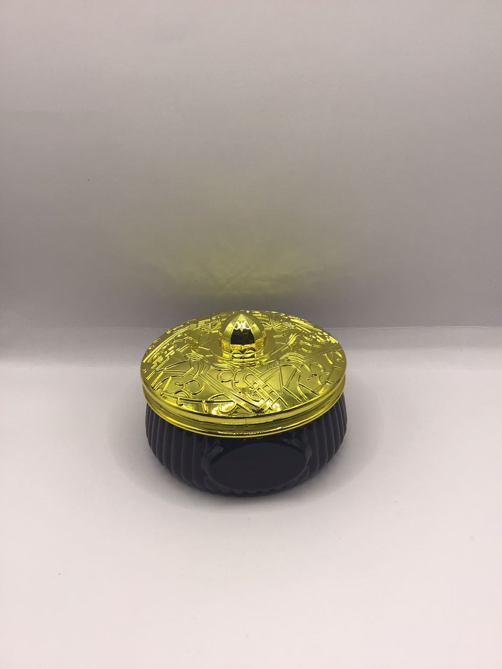 Luxury Black & Gold Bakhoor Jar – Embossed Arabic Calligraphy Lid