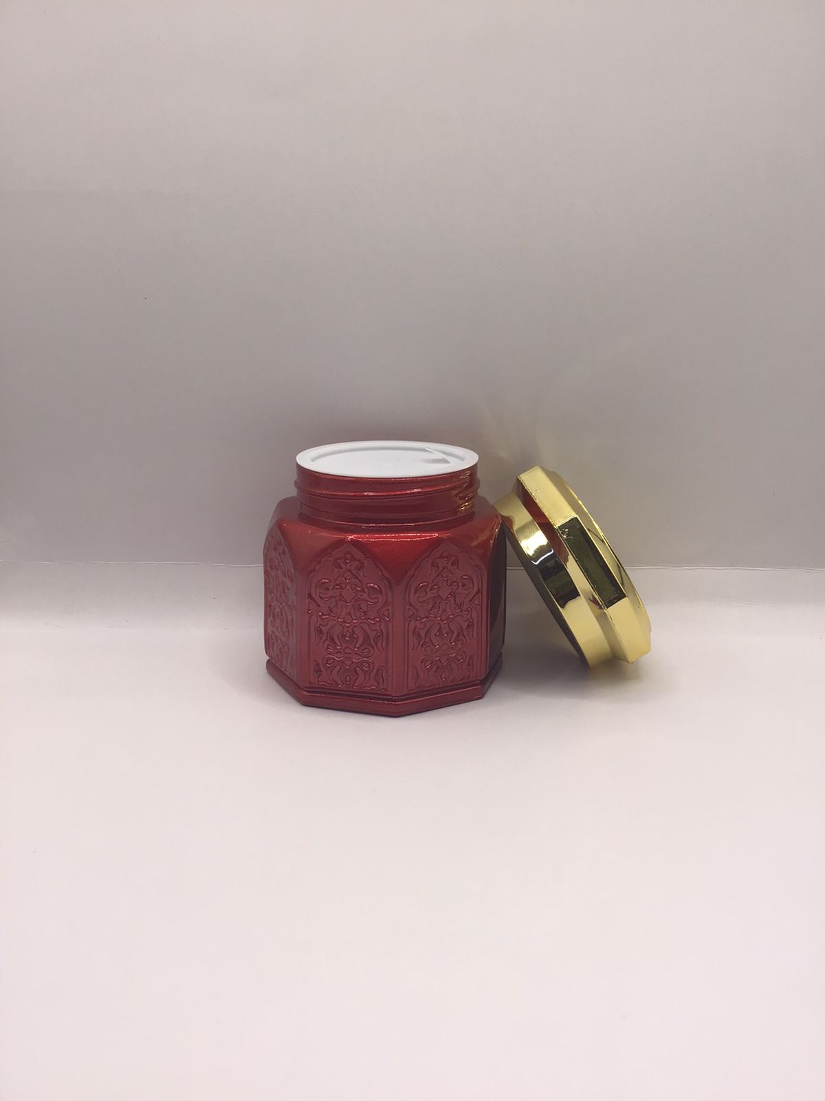Luxury Hexagonal Bakhoor Jar – Red & Gold